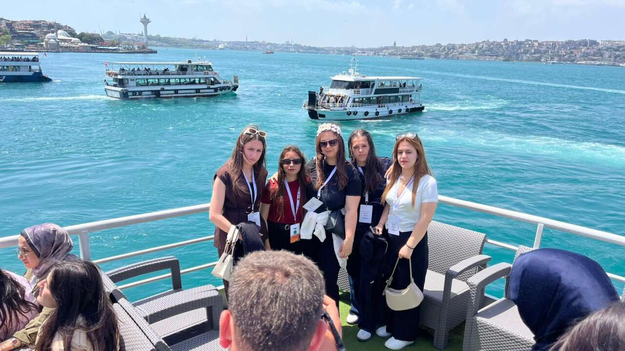 Konya’nın genç seyyahları bugün de İstanbul’un izindeydi 6